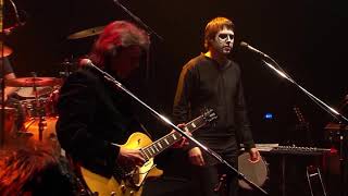 Genetics &amp; Steve Hackett play Dance On A Volcano (Genesis)
