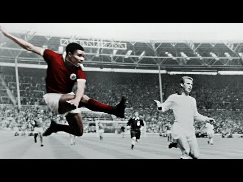 Eusébio Was Really Incredible ● Best Skills And Goals