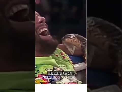 How did Wwe fake the snake bite #shorts