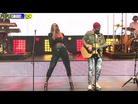 Laura y Juan - Si Te Molesta (Live Session)