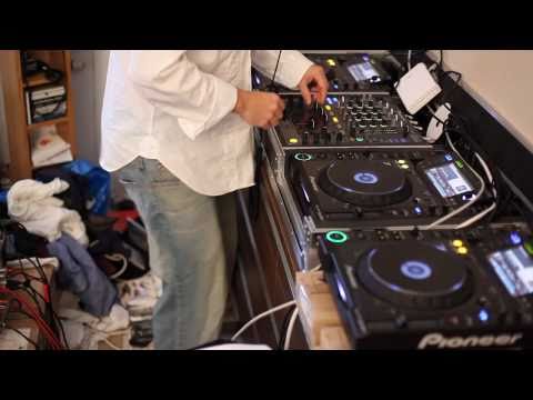 Facebook Stalker 3 deck mini mix (CDJ 2000)
