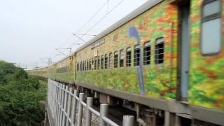 preview picture of video 'Amritsar - Chandigarh Superfast Express with GZB WAP-5 30034'