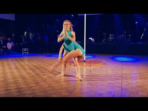 Tancelář - vystoupení na plese Právnické fakulty UP 2.3.2018