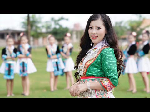 Xyoo Tshiab Los Txog - Xia Xiong (Official Music Video )