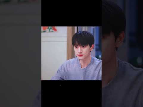 Cómo calmar a la novia enojada🤣#shorts #Todoelmundomeama #EveryoneLovesMe #LinYi #ZhouYe #cdrama