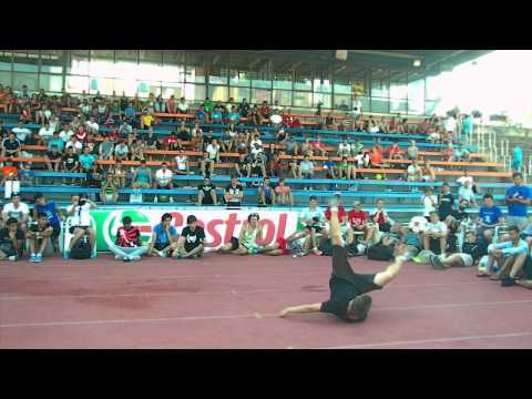 Esteban vs. Luki - Semifinal battle | SUPER BALL 2013