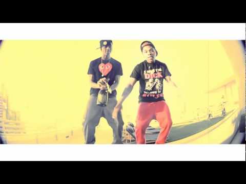 Soulja Boy ft A.goff - Moving (Official Video )