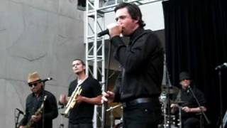 Michael Johns -  Feeling Alright