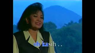 Download lagu Tuty Subardjo - Kasih Tak Sampai mp3 Download lagu Tuty Subardjo - Kasih Tak Sampai mp3