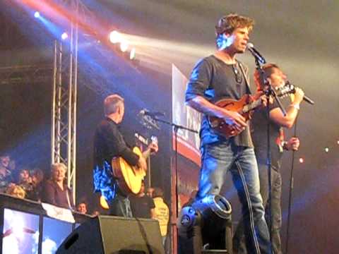 3J's - De Zomer voorbij. (Live tijdens MPF2010 Nieuwleusen)