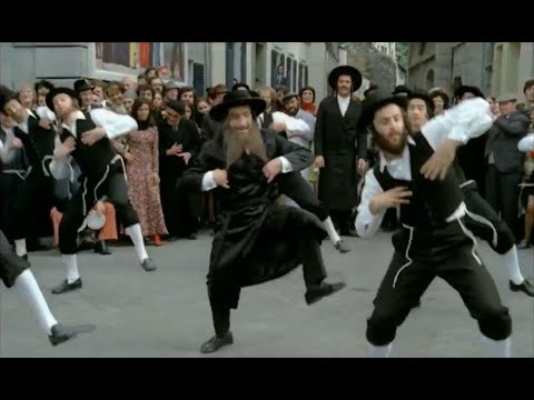 Les Aventures de Rabbi Jacob (1975) – Extrait – La Danse