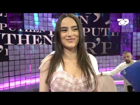 Maria i afrohet Mateos, Eda i hedh kunja - Për’puthen prapaskena