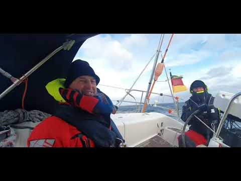 Segeln auf der Leader-ship mit 10kn bei 9bft.