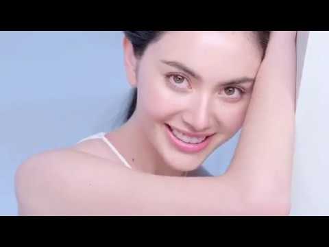 Mai Davika..#Presenter l'oreal White Perfact TVC