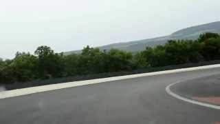 preview picture of video 'Ferrari 458 Spéciale - Circuit Dijon Prenois'