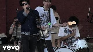 Deerhunter - Nothing Ever Happened (Live)