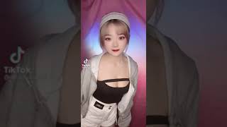 【TikTok】おっぱいふりふりダンス