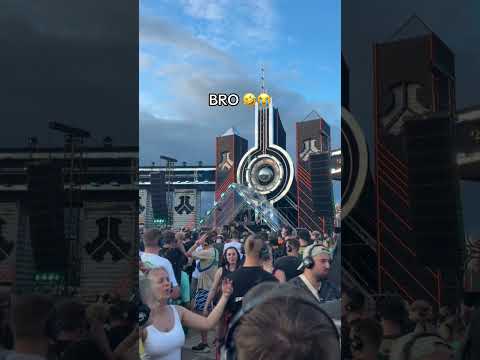 What Happens When You Sing at a Silent Disco?