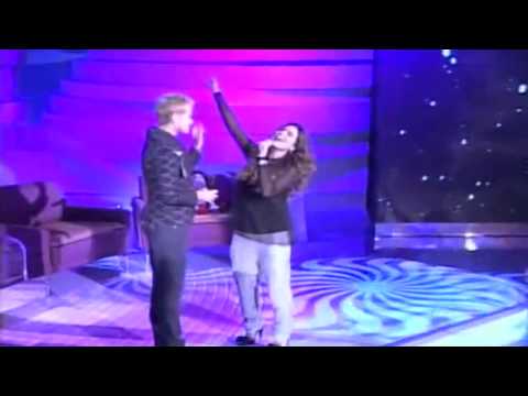 Aline Barros no TV Xuxa - Ressuscita-me! Vivianne e Renata na platéia!