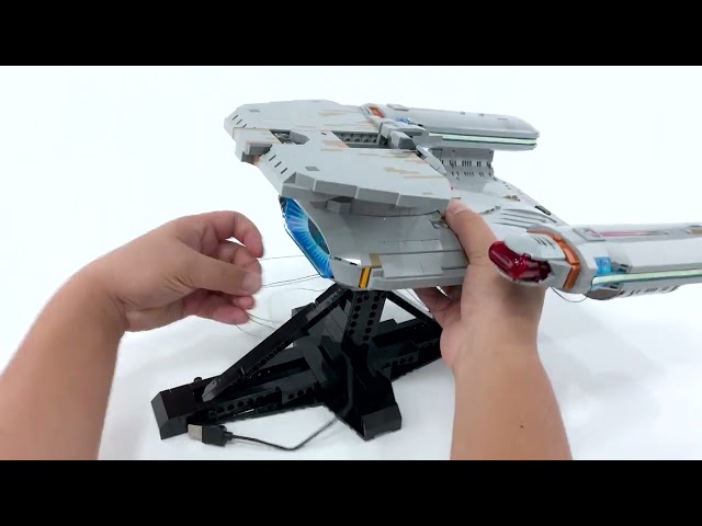 Vídeo relacionado con LIGHTAILING Juego de Luces led para Lego-10356 Star-Trek: U.S.S. Enterprise NCC-1701-D - Instalación fácil, cableado Oculto, decoración del hogar y Listo para Regalar (Modelo no Incluido)