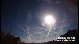 Contrails time-lapse