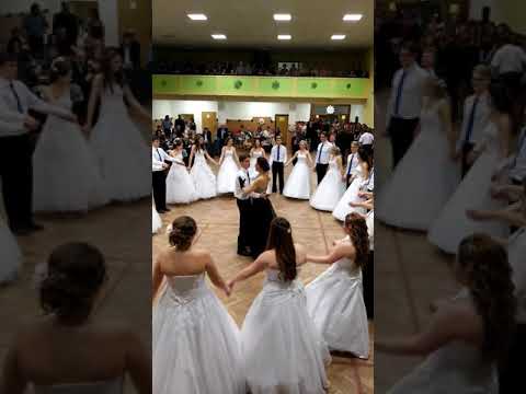 SRPŠ Kostice Ples žáků 9 třídy 2018