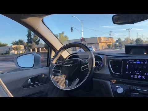 Guy Takes Waymo's Driverless Cab In Phoenix For The First Time, And It Feels Like Something Out Of A Sci-Fi Movie
