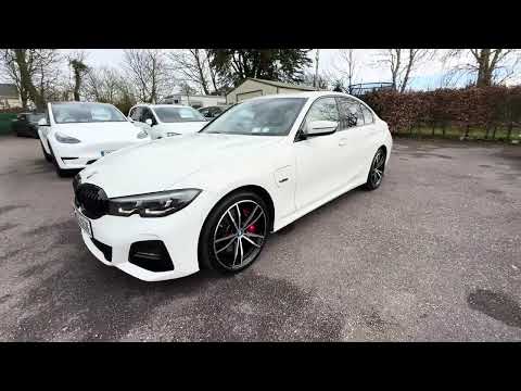 330E M-SPORT AUTO | STUNNING LOW KMS EXMAPLE - Image 2