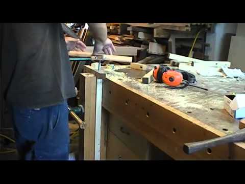 L'gosseux d'bois ep 02 Chariot de triage de linge sale.mp4