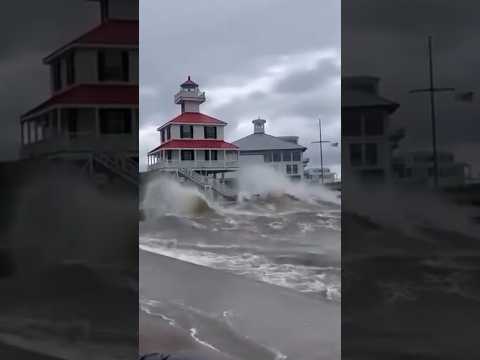 Bertha pushes west after battering Louisiana