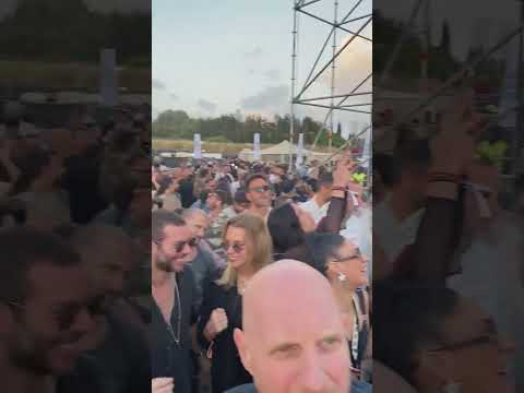 Solomun traveling back in time with the trance anthem "Touch Me" by Rui Da Silva