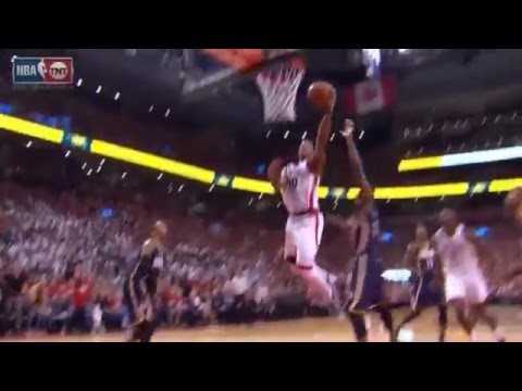 Toronto Raptors DeMar DeRozan loses Ellis with a incredible spin move!!