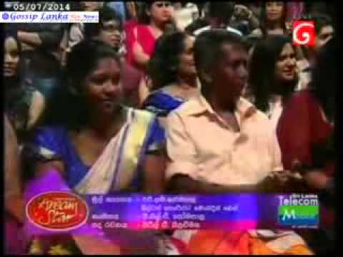 His tin ekak wage ape me jivithe malli   M G Da