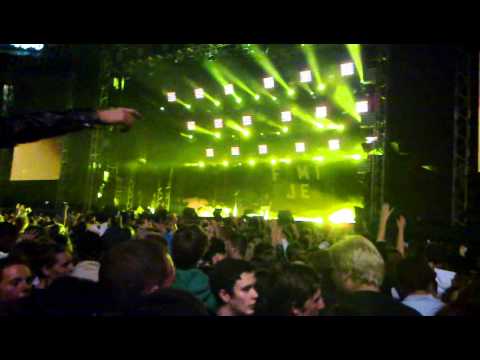 Familjen - Det snurrar i min skalle (Malmöfestivalen 2010)