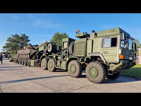 Verladung russischer T-72 auf Schwerlasttransporter HX81 "Elefant"