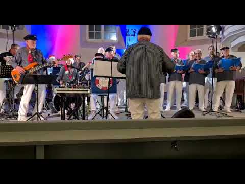 Auf Weihnachtshafenwache