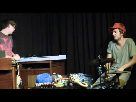 FORGETTING FEET - Improvisation part 3 (2010)