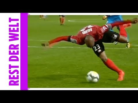 Fußball-Fail! Ex-96er Briand verstolpert traumhaft schön