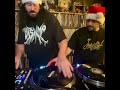 JIngle Bells, Jungle Bells, wobble half the way......