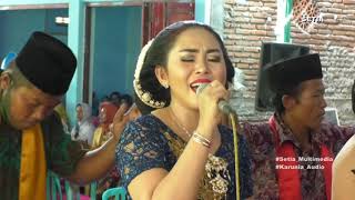 Download lagu #GIYANTIN_NANGIS #tetese_tresno_lilo #Tayub_giyantini #setia mp3 Download lagu #GIYANTIN_NANGIS #tetese_tresno_lilo #Tayub_giyantini #setia mp3