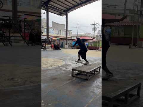 Prácticando 🤠🛹#guatemalaskateboarding #skateboarding #Chimaltenango #skateguatemala #skate #zaragoza
