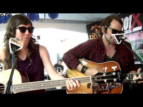 The Pit (acoustic) video