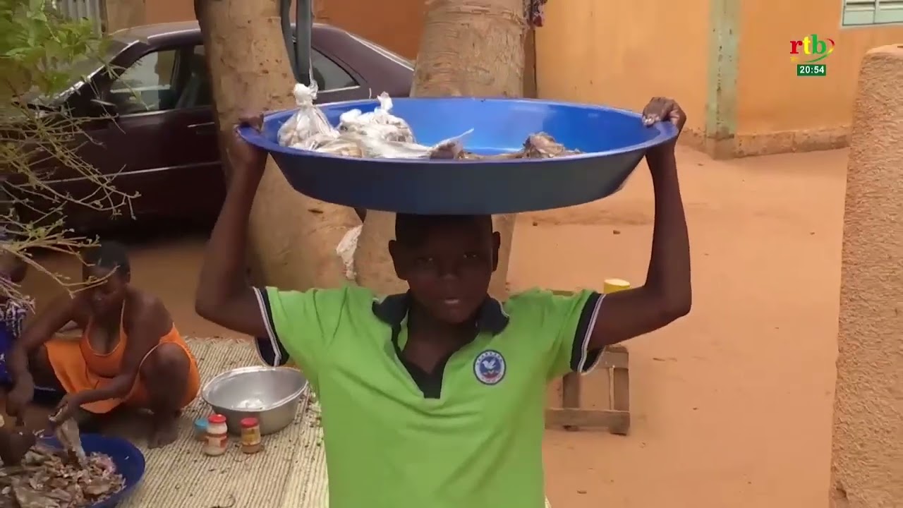 AES Actualités : l’ambiance du partage de la viande de mouton à Niamey au lendemain de la fête