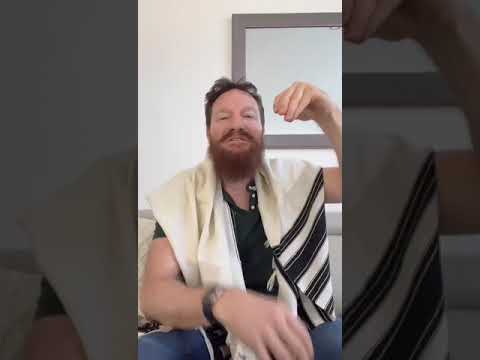 FIND OUT WHY JEWS SHUCKLE AND SWAY WHY THEY PRAY❓❓❓