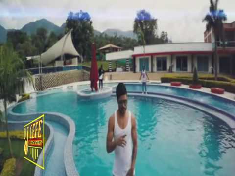 OCO YAJE Y DANIEL CALDERON-ESTA CLARO