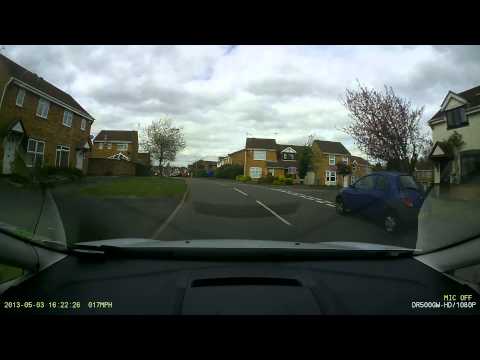 mini roundabout overtake