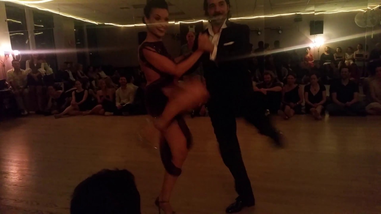 Argentine tango: Celina Rotundo & Hugo Patyn - La Milonga de Buenos Aires