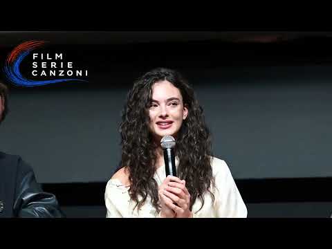 Deva Cassel è protagonista del film "L'Amore Immortale - Le Fantôme de l'Opéra" di Alexandre Castagnetti presentato alla Festa del Cinema di Roma
