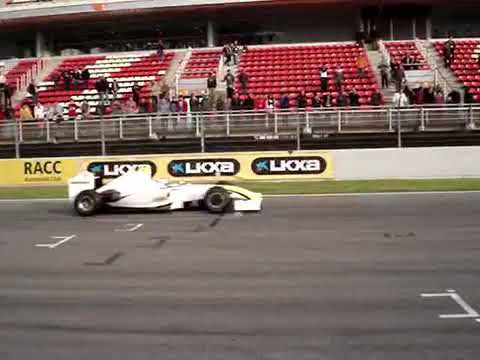 2009 Formula One Cars Testing Starts: what a sound!