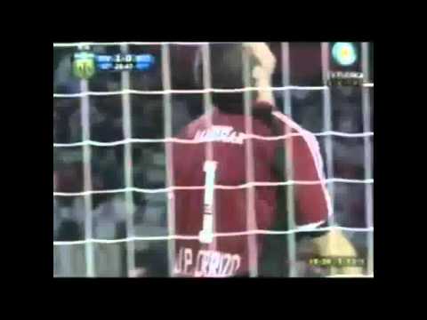 Juan Pablo Carrizo blooper contra San Lorenzo, Fecha 15, Clausura 2011